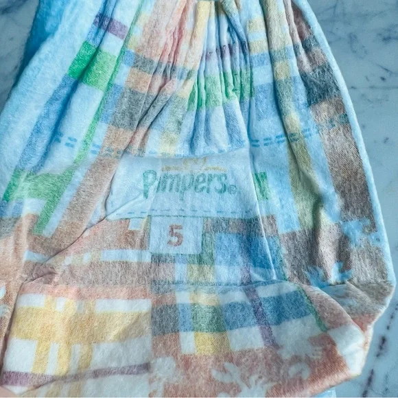 Pampers Swimming Disposable Pants Diapers Size 5 Dora the Explorer - Picture 2 of 4